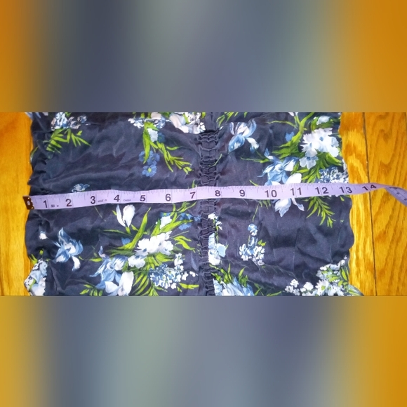 VB silk Jackson dress - Picture 9 of 9